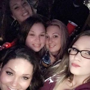 Meet your Posher, Toni